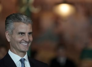 Disney: Novo CEO vive três crises na primeira semana - 29/03/2026 - Economia