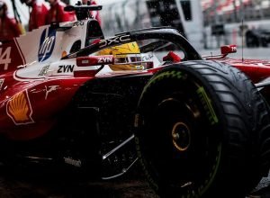 Hamilton surpreende com participação nos testes da Pirelli