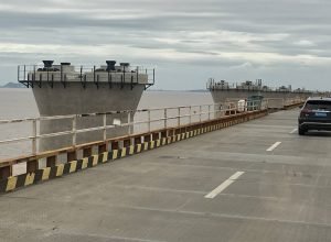 Navio com 800 t de peças chegará a Salvador para ponte - 21/04/2026 - Economia