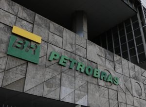 Petrobras não atende 10% da demanda de diesel para maio, diz agência