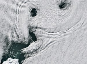 Um mar de nuvens giratórias
