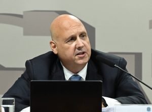 Durigan cobra da CVM norma de sustentabilidade - 06/06/2026 - Economia