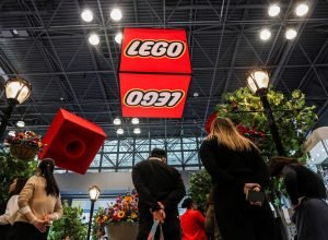 Lego: parcerias com Pokémon e Star Wars dobram vendas - 05/06/2026 - Economia