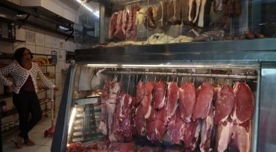 Abate de gado tem recorde no Brasil com aumento de compras de carne pela China