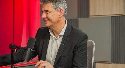 Preço freou eletrificação da Volkswagen no Brasil, afirma presidente: 'Se eu começar a eletrificar, quanto fica a mais?'