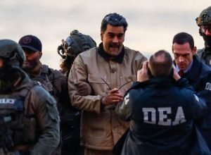 Soldado das forças especiais dos EUA é preso após supostamente ganhar US$ 400 mil em ataque a Maduro