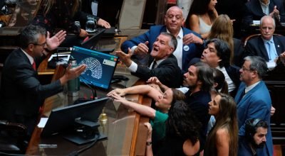 Reforma trabalhista de Milei é aprovada com mudanças na Câmara