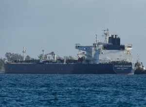 Petróleo despenca nesta quarta e vai abaixo de US$100 após Trump anunciar cessar-fogo de duas semanas