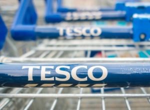Gigante de supermercados Tesco processa VMware por quebra de contrato