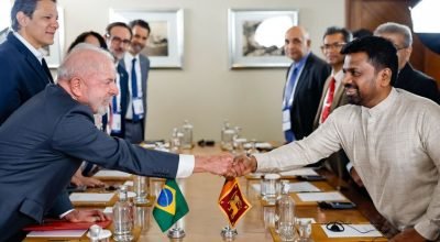 Lula e Macron tratam de defesa, ciência e tecnologia e comércio