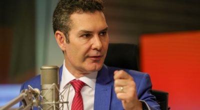 Lula critica Zema por não usar R$ 3,5 bi em obras de prevenção à chuva