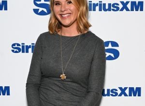 Jenna Bush Hager chora durante a admissão à maternidade no ar