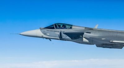 Lula batiza primeiro caça Gripen produzido no Brasil