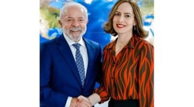 Servidora Ana Cristina Viana assume comando do INSS