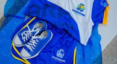 Educação inicia entrega de novos uniformes para alunos em Guarapari