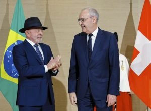 Lula tem encontros com presidentes da França e da Suíça