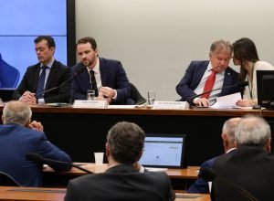 Durigan critica PEC que dá autonomia ao BC por criar novo Poder"