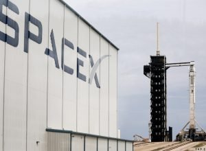 SpaceX diz aos bancos que não mudará preço de seu IPO de US$135 por ação