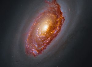 Galáxia do Olho Negro - NASA