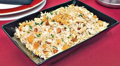 Arroz crocante com champanhe e frango