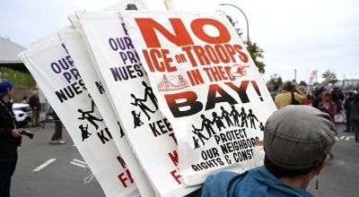 Os trabalhadores da tecnologia estão condenando o ICE, mesmo enquanto seus CEOs permanecem calados