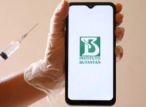 Ministério da Saúde suspende o uso da vacina contra a dengue do Butantan