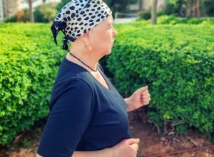 Atividade física deve fazer parte do tratamento de pacientes com câncer