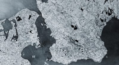 Terra vista do espaço: rodovias marítimas no Estreito de Øresund