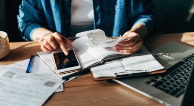 Veja como é usar o serviço fiscal DIY da H&R Block (2026)