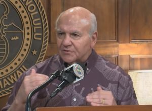 “Esteja preparado” Autoridades municipais alertam o público sobre fortes chuvas e possíveis inundações | Notícias do Havaí agora | HNN