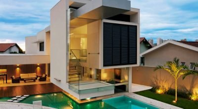 Piscina na entrada é destaque desta casa em Campo Grande