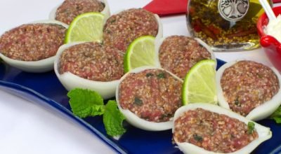 Receia de quibe cru com cebola e limão simples