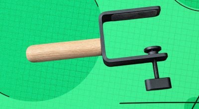 Prendo todos os acessórios que posso na minha mesa para evitar confusão, e você também deveria