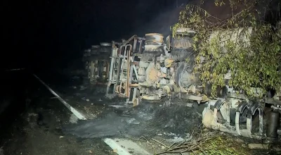 Caminhão tomba e explode em estrada que liga Cachoeiro a Vargem Alta no ES