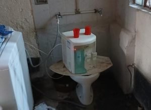 Trabalho análogo à escravidão: imigrantes são resgatados em oficinas que produziam para marcas de roupas em MG