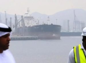 Petróleo Brent ultrapassa US$ 125 após Trump indicar que manterá bloqueio em Ormuz