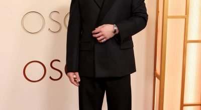 Hudson Williams é um galã de preto no Oscar de 2026