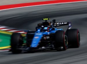Sainz estaria visando vaga na Audi caso Williams não melhore