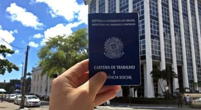 Semana começa com quase 600 vagas de emprego no ES