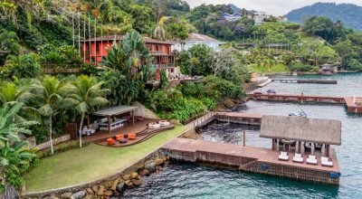 Casa de praia em Angra dos Reis ganha cabana gourmet como anexo