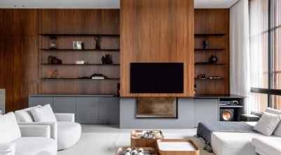 Casa elegante em Chapecó é minimalista e industrial