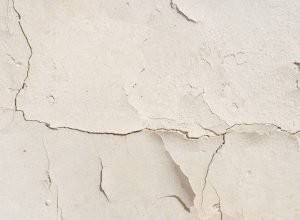 Rachaduras no banheiro: identifique, corrija e evite infiltrações com dicas de especialistas