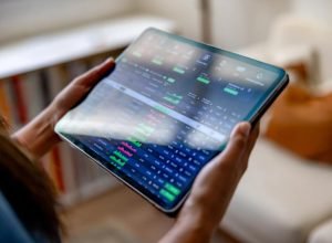 Coinbase (COIN) e Robinhood (HOOD) melhor posicionados no mercado de previsão, diz Cantor