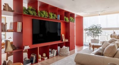 Estantes de serralheria trazem leveza, precisão e identidade aos projetos