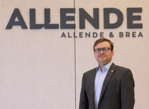 Artigo: Allende & Brea adiciona advogado criminal como advogado