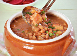 Feijão ralo ou grosso demais? Veja como corrigir em poucos minutos