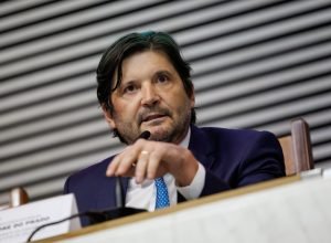 André do Prado reage a Salles e expõe disputa da direita por vaga ao Senado