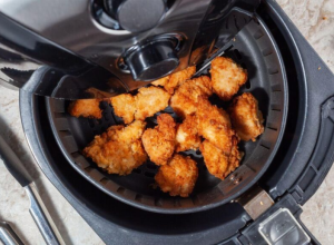 Frango ressecado na Air Fryer? Aprenda a técnica para ficar suculento
