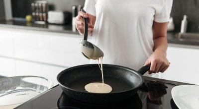 4 truques para fazer a frigideira durar mais tempo e a comida não grudar