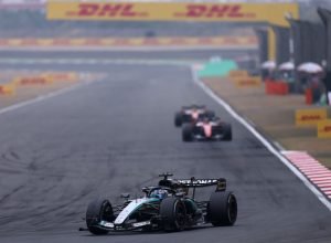 Quão perto a Ferrari está da Mercedes após China?